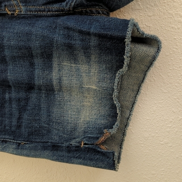 Gap Denim Shorts Girlfriend Short Medium Indigo Size 24 Distressed - Picture 6 of 12